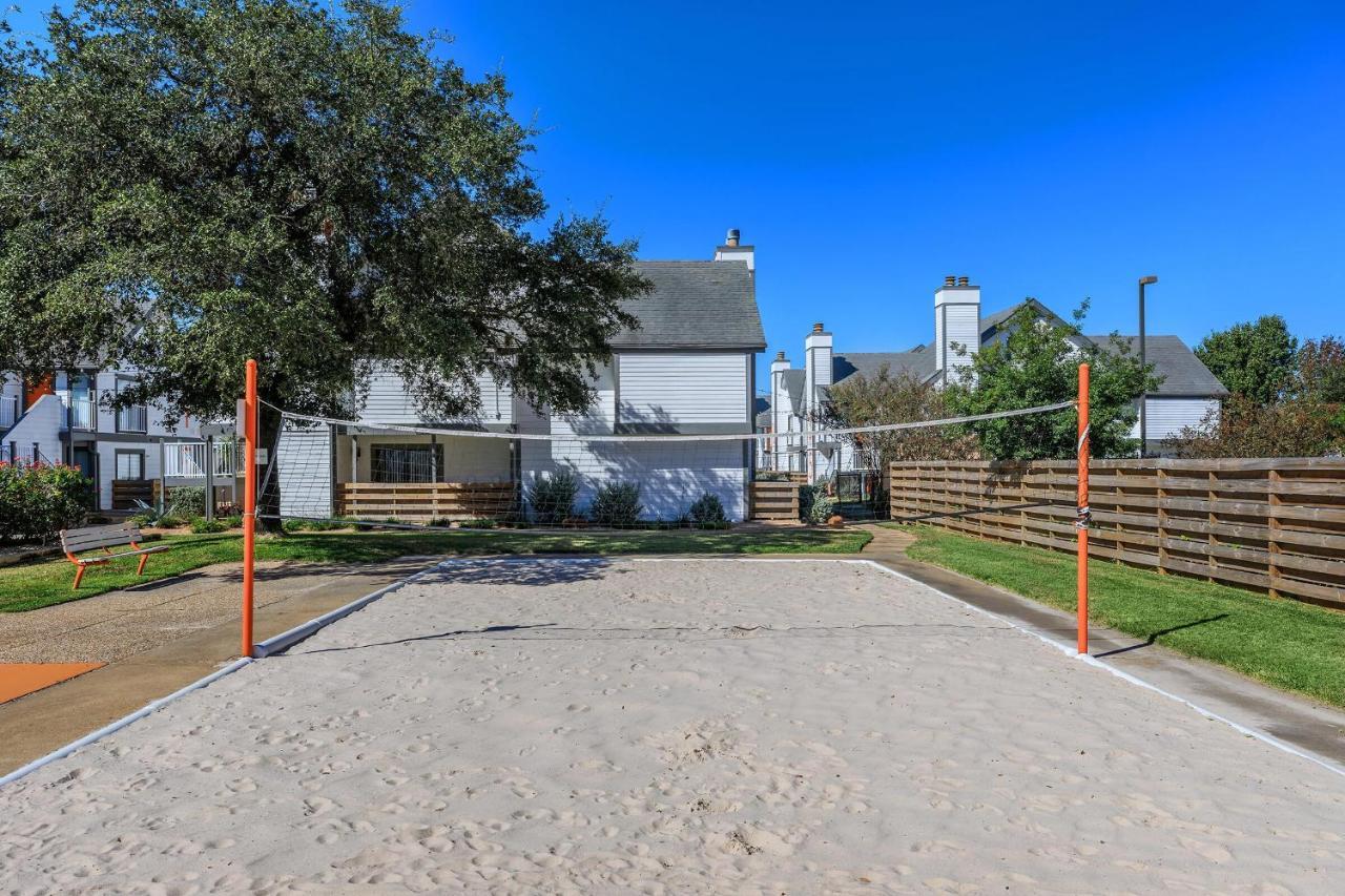 Studio W Handicap Access - Walk To Texas Medical Center, Nrg, Rice University, Parks, Zoo Houston Exterior photo